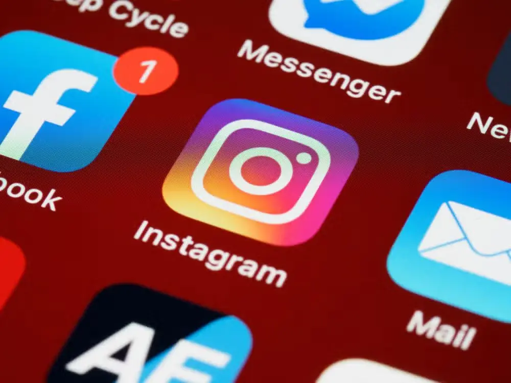 Apa Bisa Dapat Uang dari Instagram