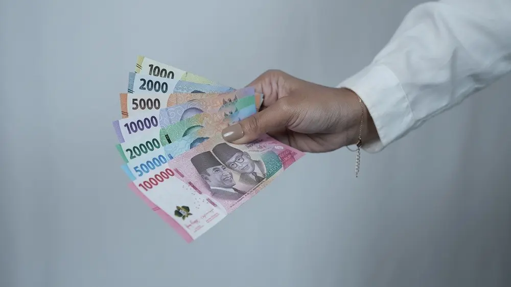 Mengapa Banyak Orang Mencari Aplikasi Penghasil Uang Tanpa Undang Teman